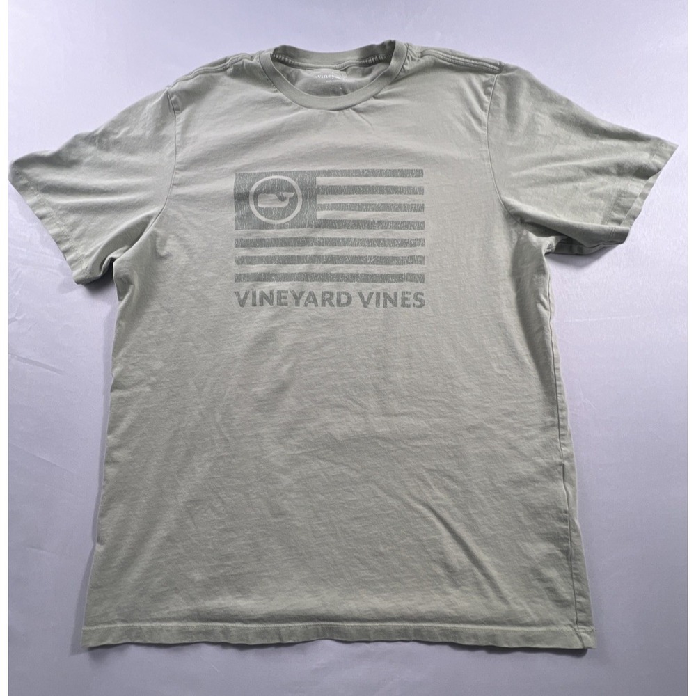 Vineyard Vines Men's Light Green T-Shirt American Flag Whale Thrashed Size Large